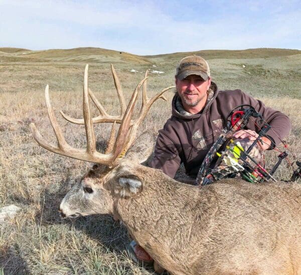 South Dakota Archery Whitetail Deer Hunts Gallery 1