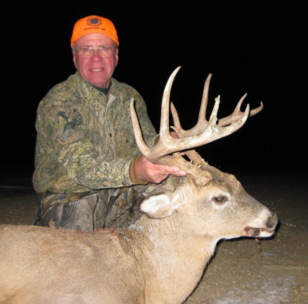 South Dakota Archery Whitetail Deer Hunts